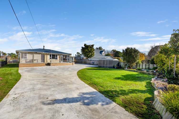 16 Cumming Street Okato_32