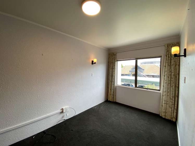 6/18 Cliff Road Tauranga Central_8