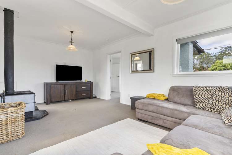 19 King Street Pahiatua_13