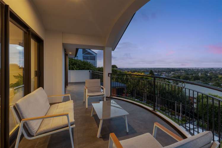 9 Chittagong Lane Cashmere_6