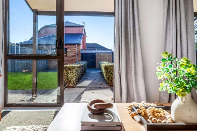 52a Vivian Street Burwood_3