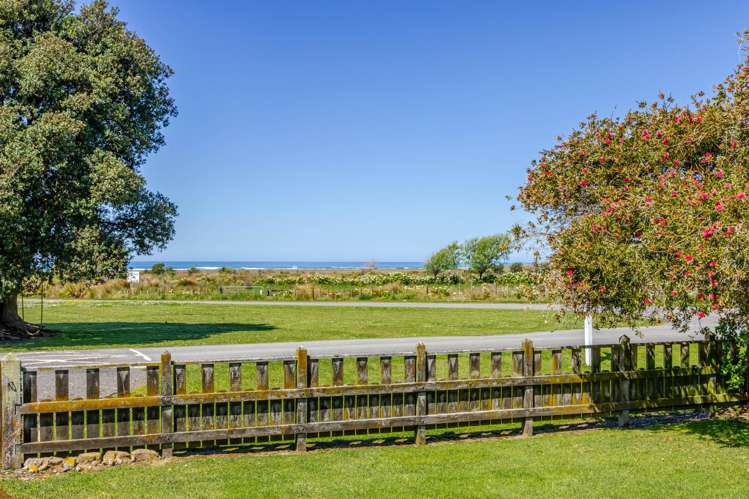 3 McHardy Place, Blackhead Beach Omakere_2