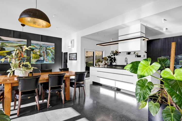 21 Washer Road Omata_7