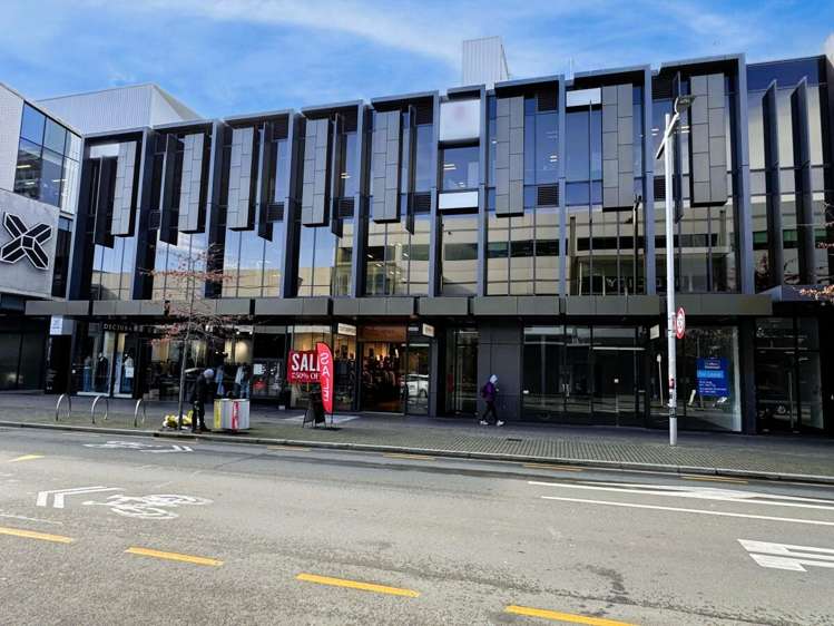 678 Colombo Street_0