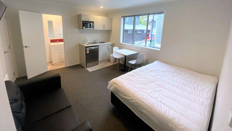 3A/28-30 Hunter Street Hamilton Lake_2