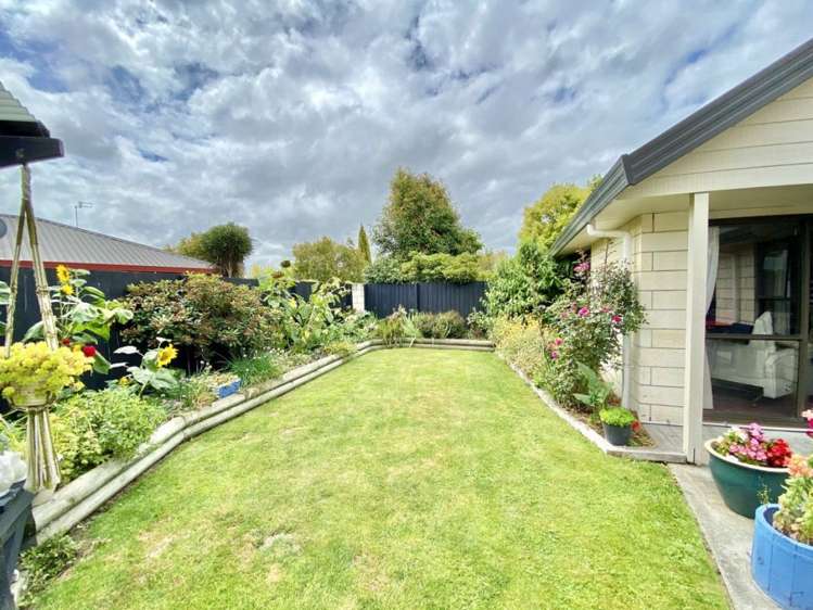 22 Pages Road Allenton_30