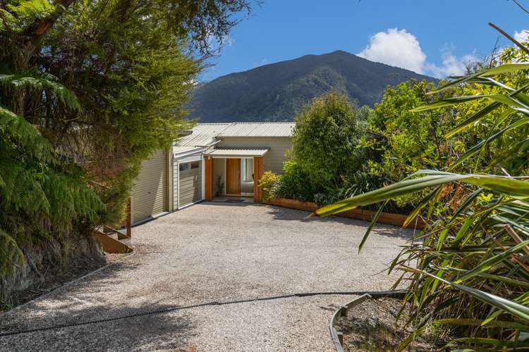 566 Moetapu Bay Road Anakiwa and Surrounds_20