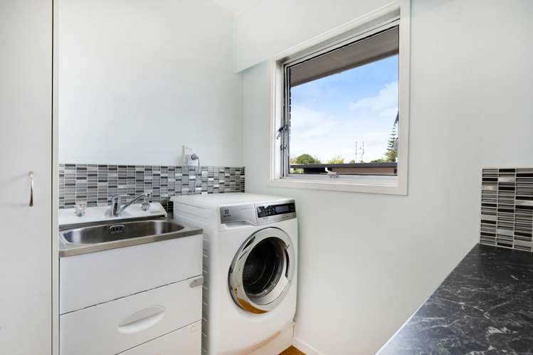 22 Fairview Avenue Opaheke_18