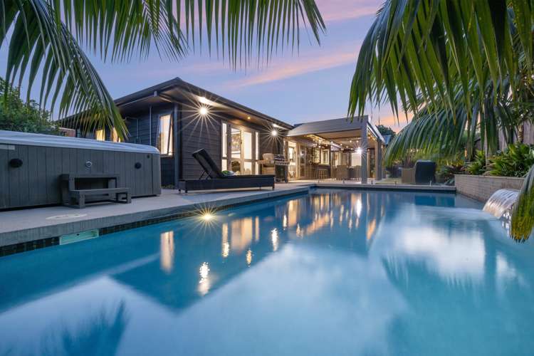 54 Santa Barbara Drive_0