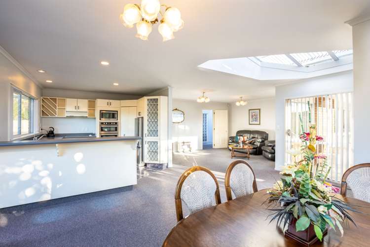 3a Kinross Drive Merrilands_6