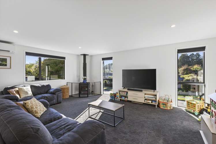 36 Roto Street Hurdon_9