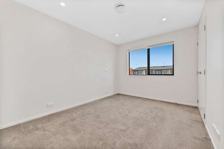 17 Whimbrel Road Flat Bush_14