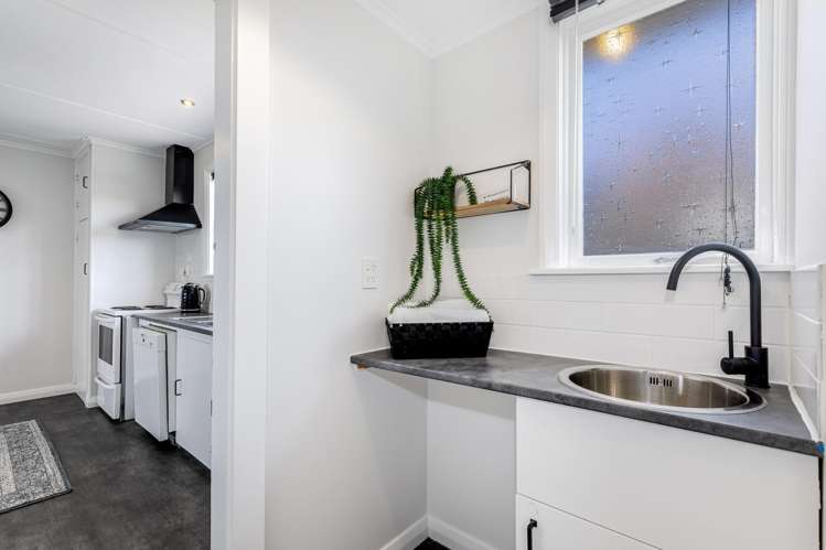 7 Stephen Street Trentham_11