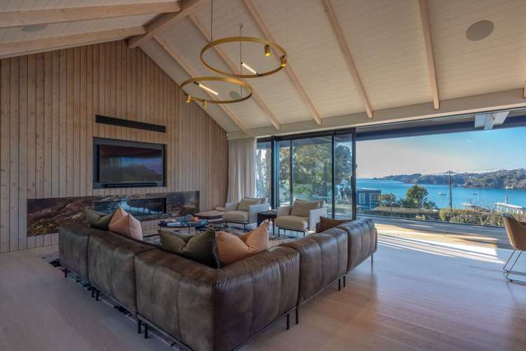 Waiheke couple selling home they built in 2021 so they can ‘do it all again’