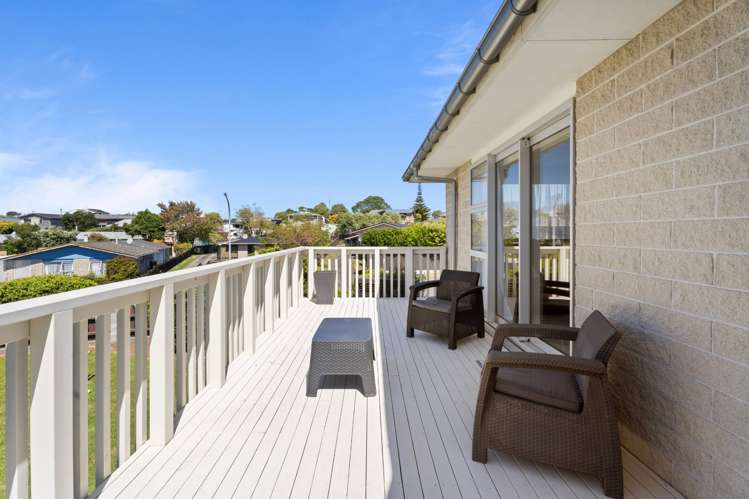 6 Culzean Grove Bell Block_11