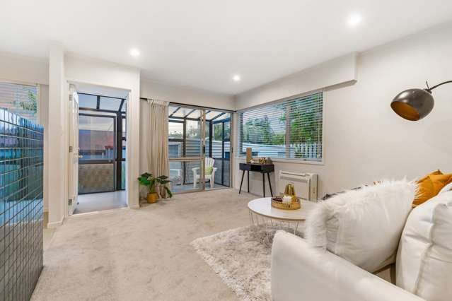 2/7 Ian Place Glendene_3