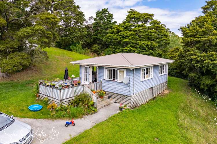 43B Hook Road Paparoa_6