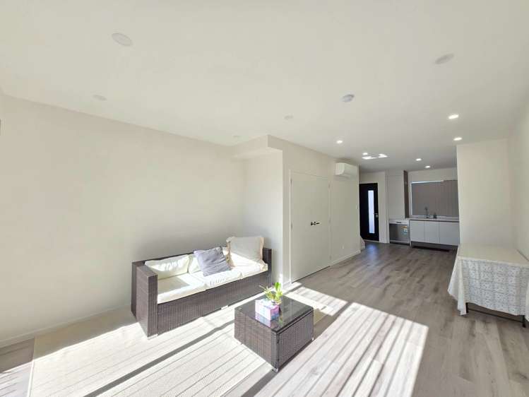 7/44 Wyllie Road Papatoetoe_1