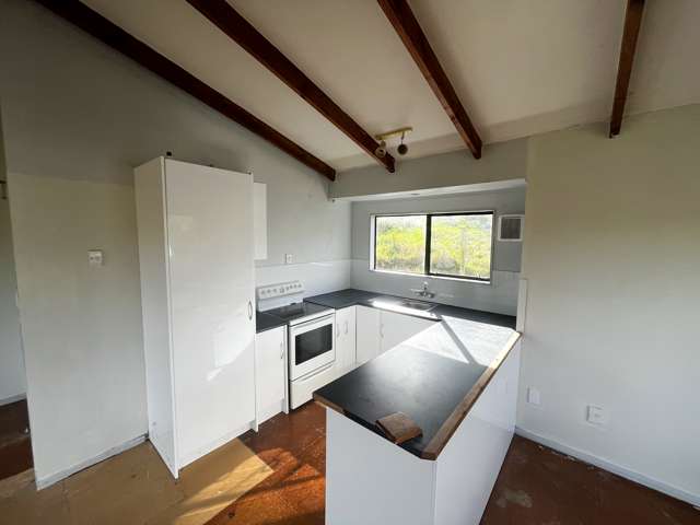 7 Harrys Place Kawakawa_3