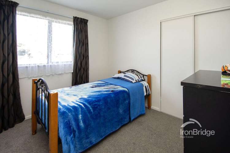 27 Farnborough Way Rolleston_8