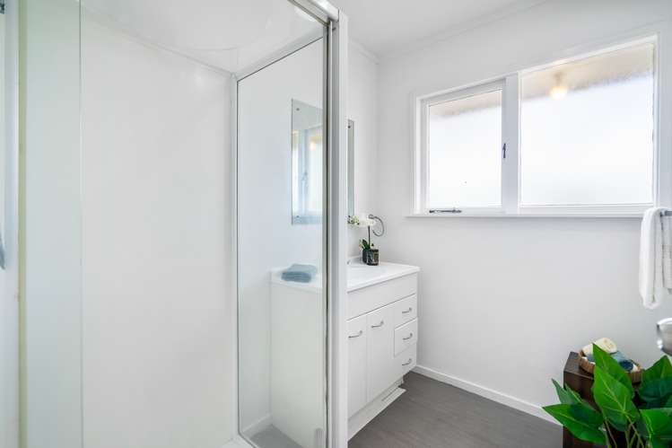 1/145 Rangatira Road Beach Haven_5