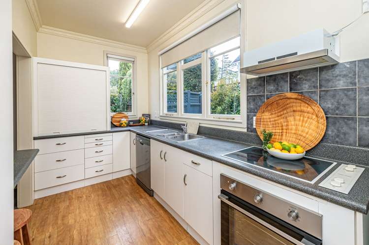 1 Brassey Road Saint Johns Hill_9