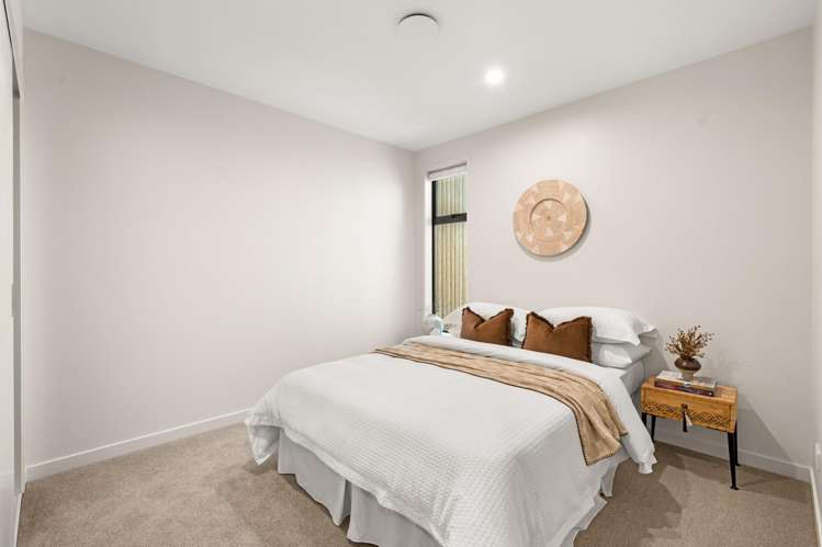 2/1 Adzebill Court Rototuna North_12