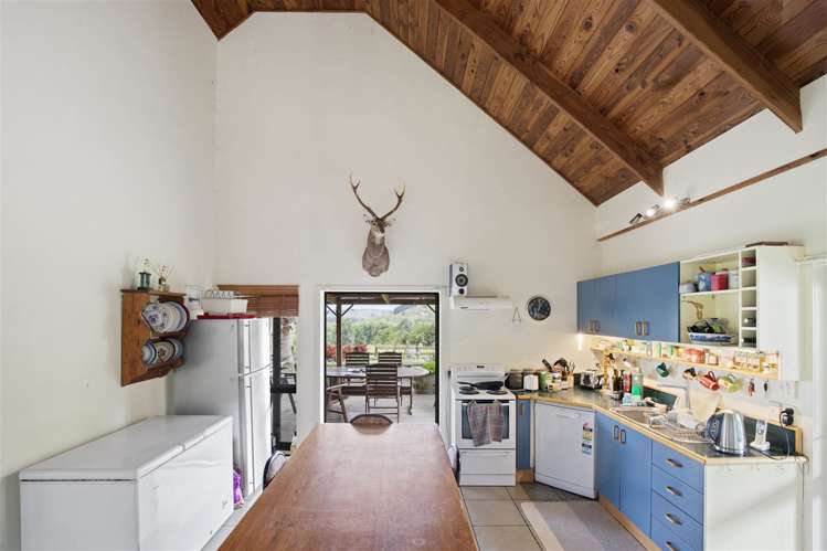 200 Highway 22 Pukekawa_27