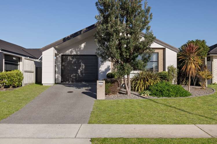 30 Komata Crescent_0