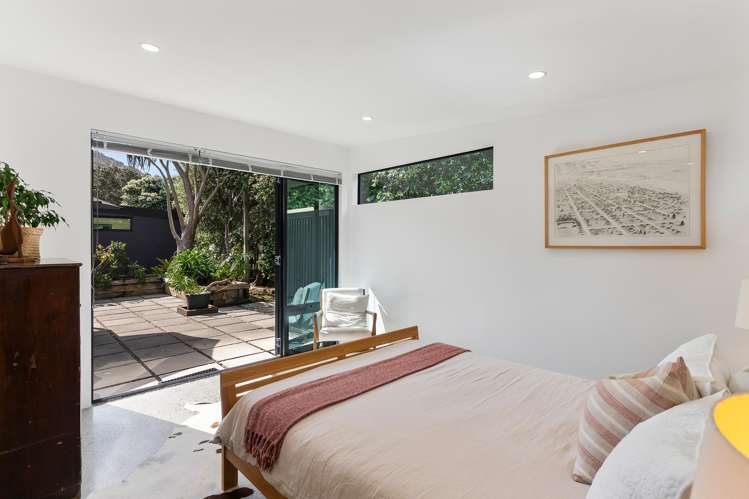 8 Erangi Place Bethells Beach_17