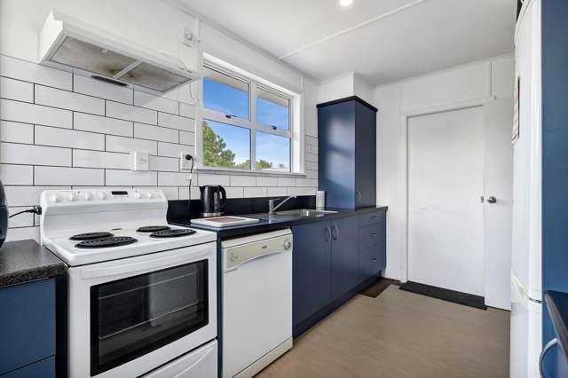 6 Malone Place Hawera_4