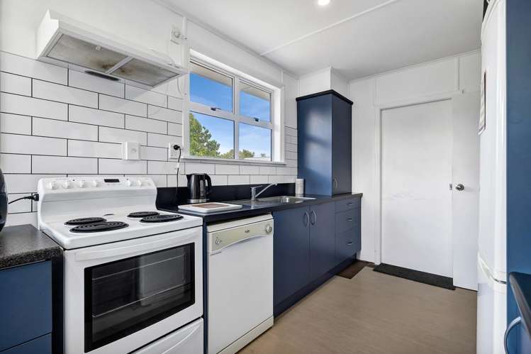 6 Malone Place Hawera_4