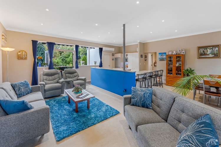 21 Glenfern Road Mellons Bay_5