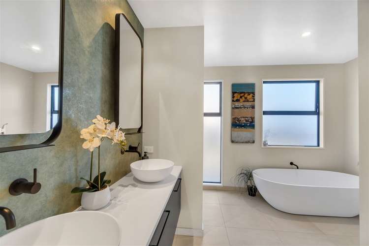 10 Snow Cup Close Lincoln_17