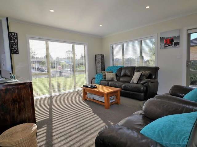 2 Madison Street Carterton_3