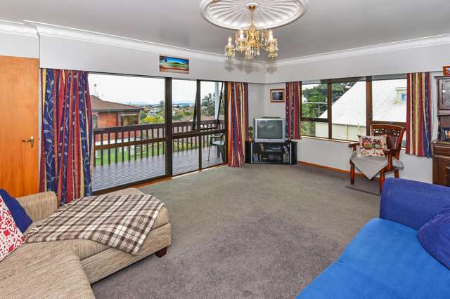 1 Kingsclere Place Goodwood Heights_2