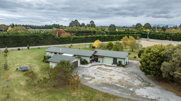 439 Johns Road Fernside_29