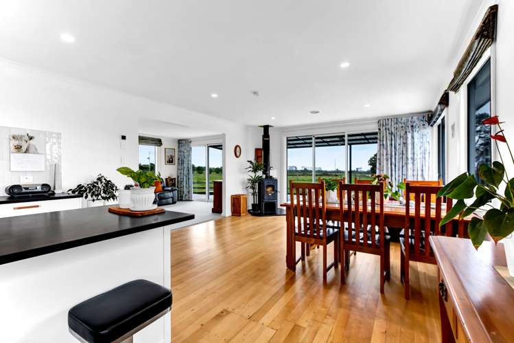 145 Johns Road Tariki_9