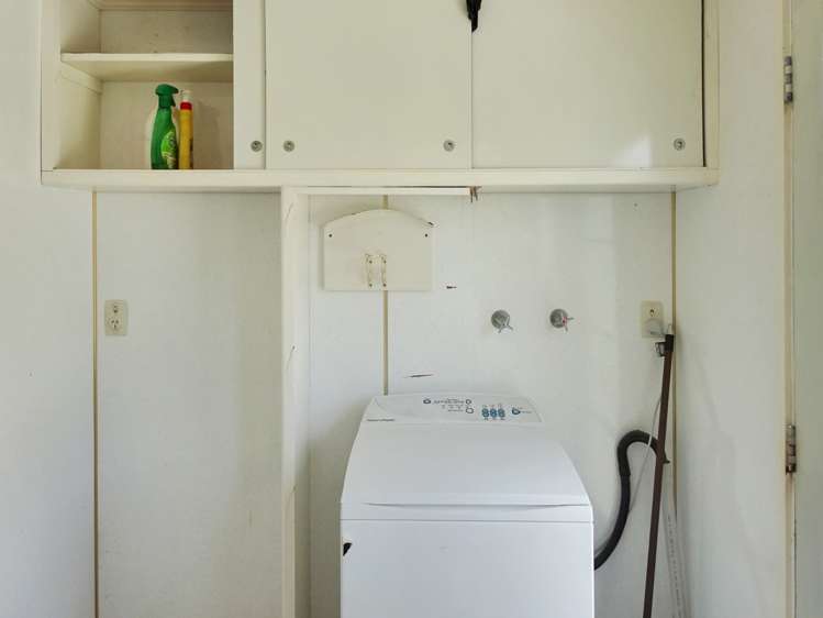 7 Hennessy Street West Foxton Beach_9