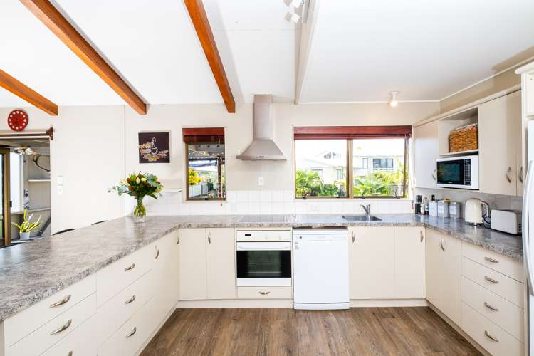 5 Valerie Street Clive_5