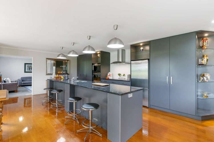 16 Millbrook Drive Waiuku_3