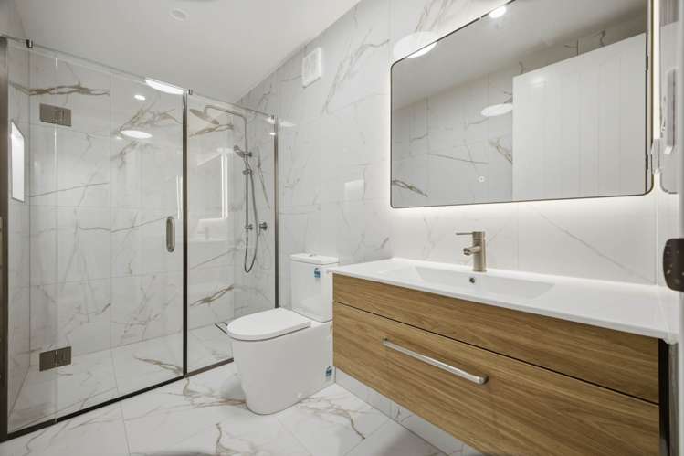 3/10 Graham Road Conifer Grove_2