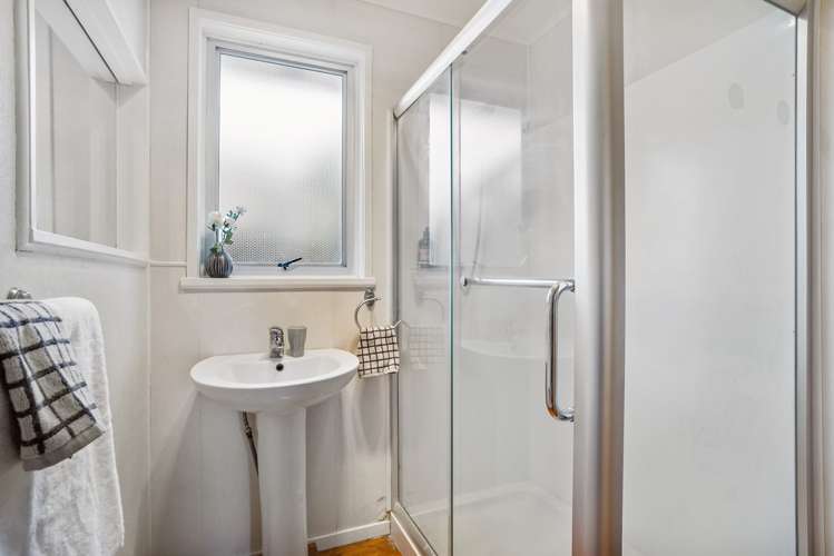 14 Fairdale Place Birkdale_7