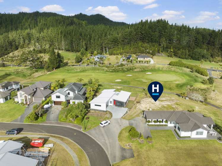 33 Sanctuary Cove Pauanui_4