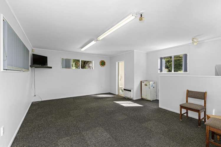 539 Stokes Valley Road Stokes Valley_15