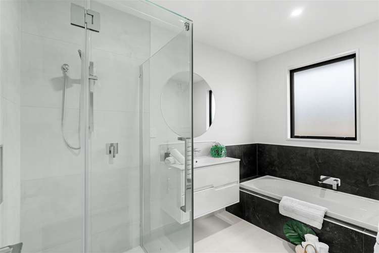 32 Oates Street Lincoln_18