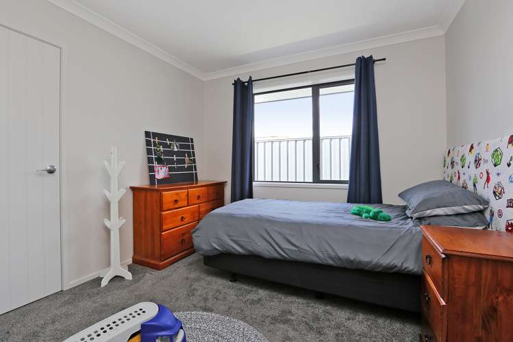 550 Lyndhurst Road Frimley_11