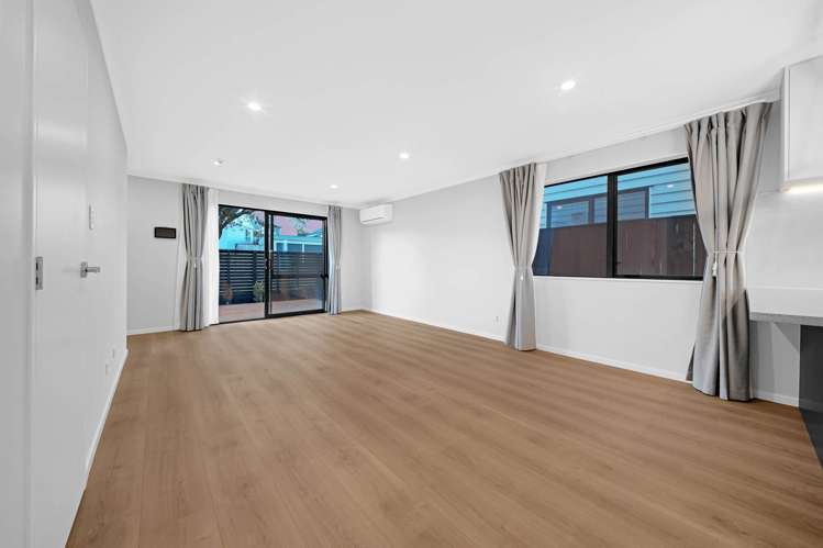 Lot 2/1 Ware Place Pakuranga Heights_24