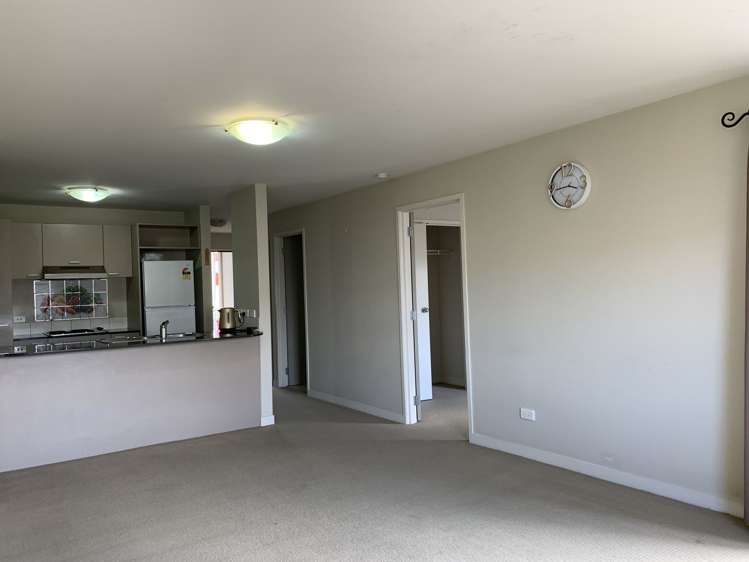 2e/28 Morning Star Place Mount Albert_2