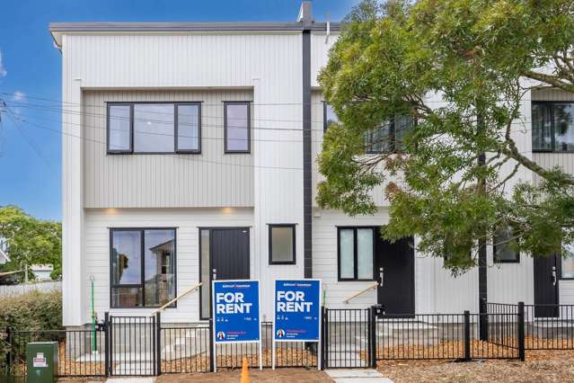 Built To Rent 3+1Bedroom townhouse in Mt Welli...